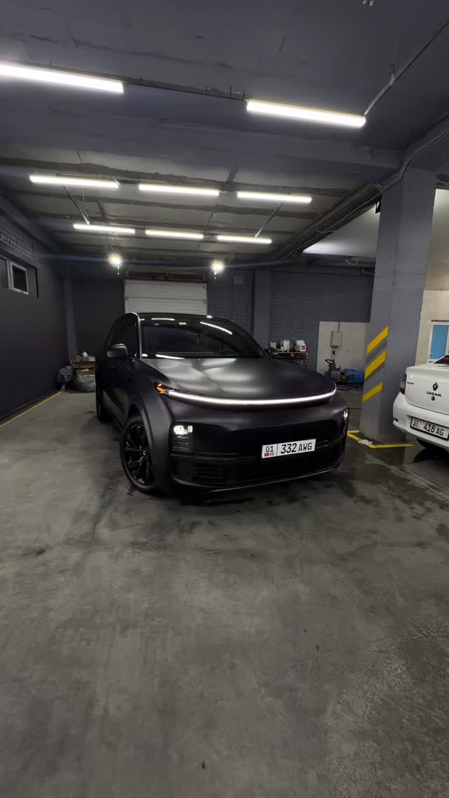 Оклейка вставок в салоне